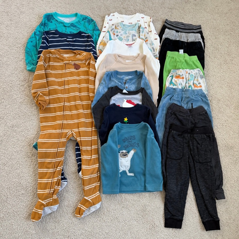 Boy Clothing Bundle 4-5T - 19 Pieces - Picture 2 of 3